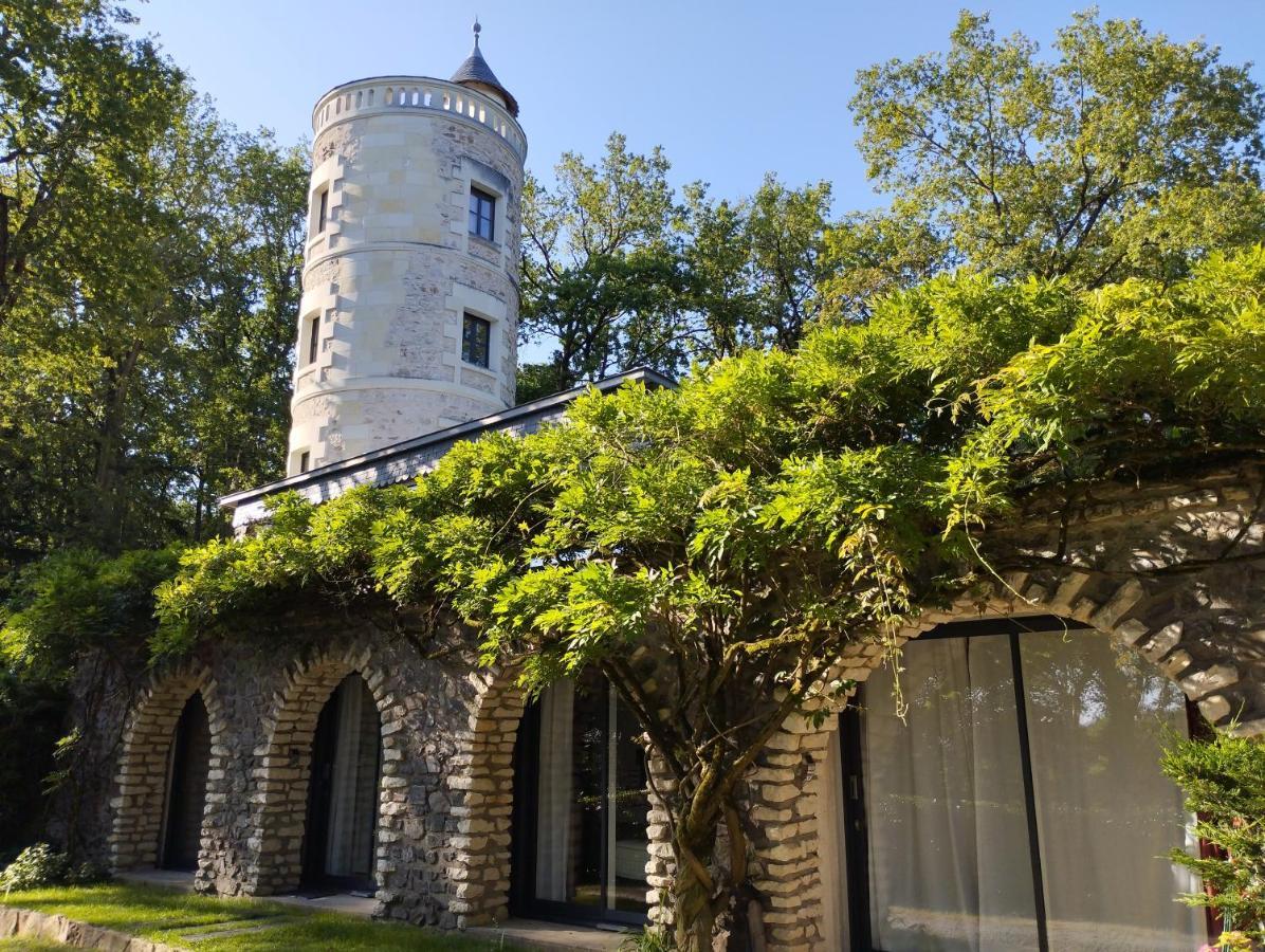 Chambres D'Hotes La Tour De Bellevue Saumur Εξωτερικό φωτογραφία