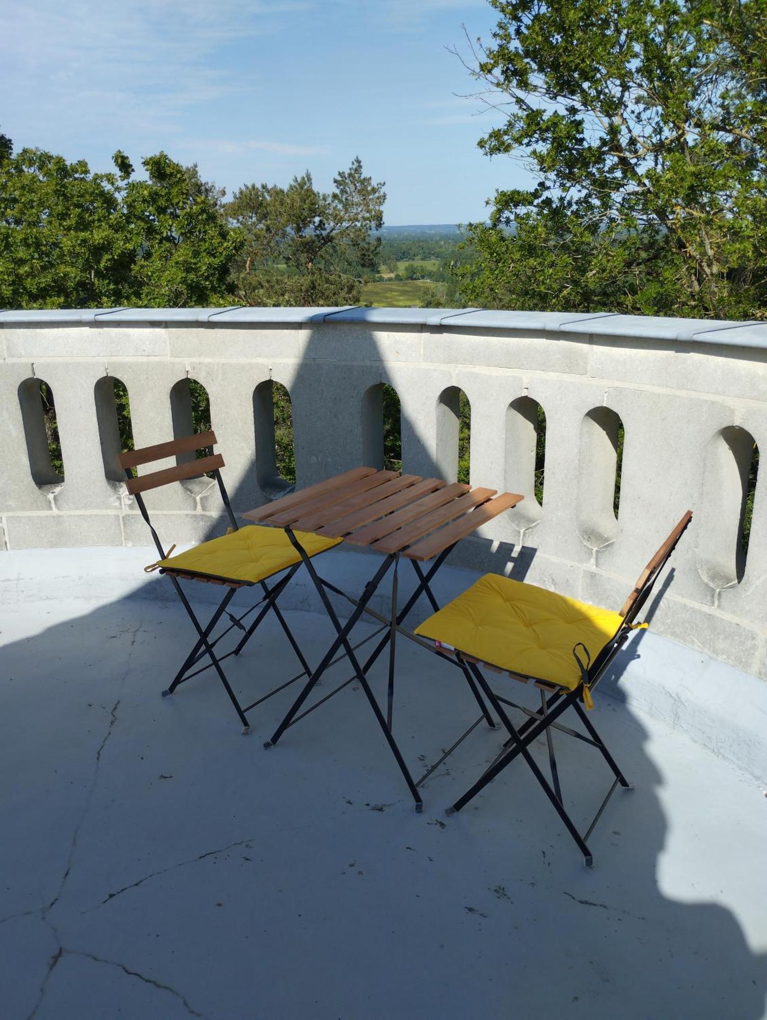 Chambres D'Hotes La Tour De Bellevue Saumur Εξωτερικό φωτογραφία